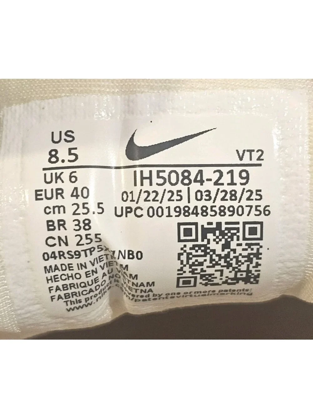 Nike Sneakers Air Max Dn8 Pearl White Pink Shoes IH5084-219 - Women's Size 8.5